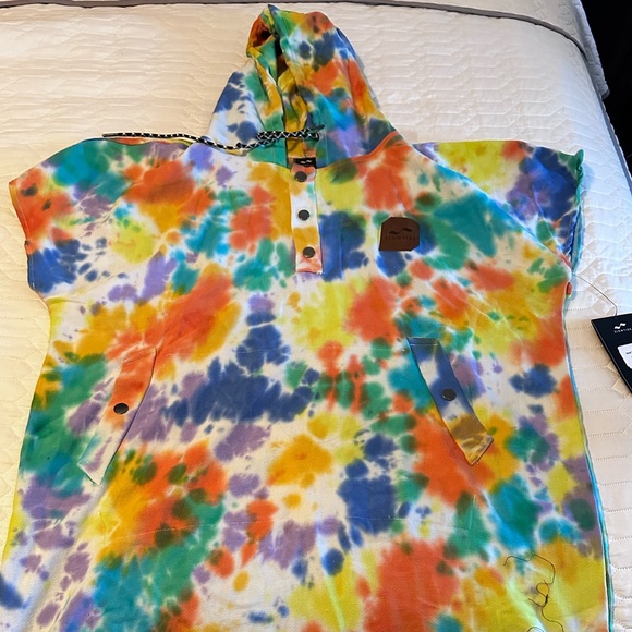 Slowtide Changing Poncho - Picture 3 of 4